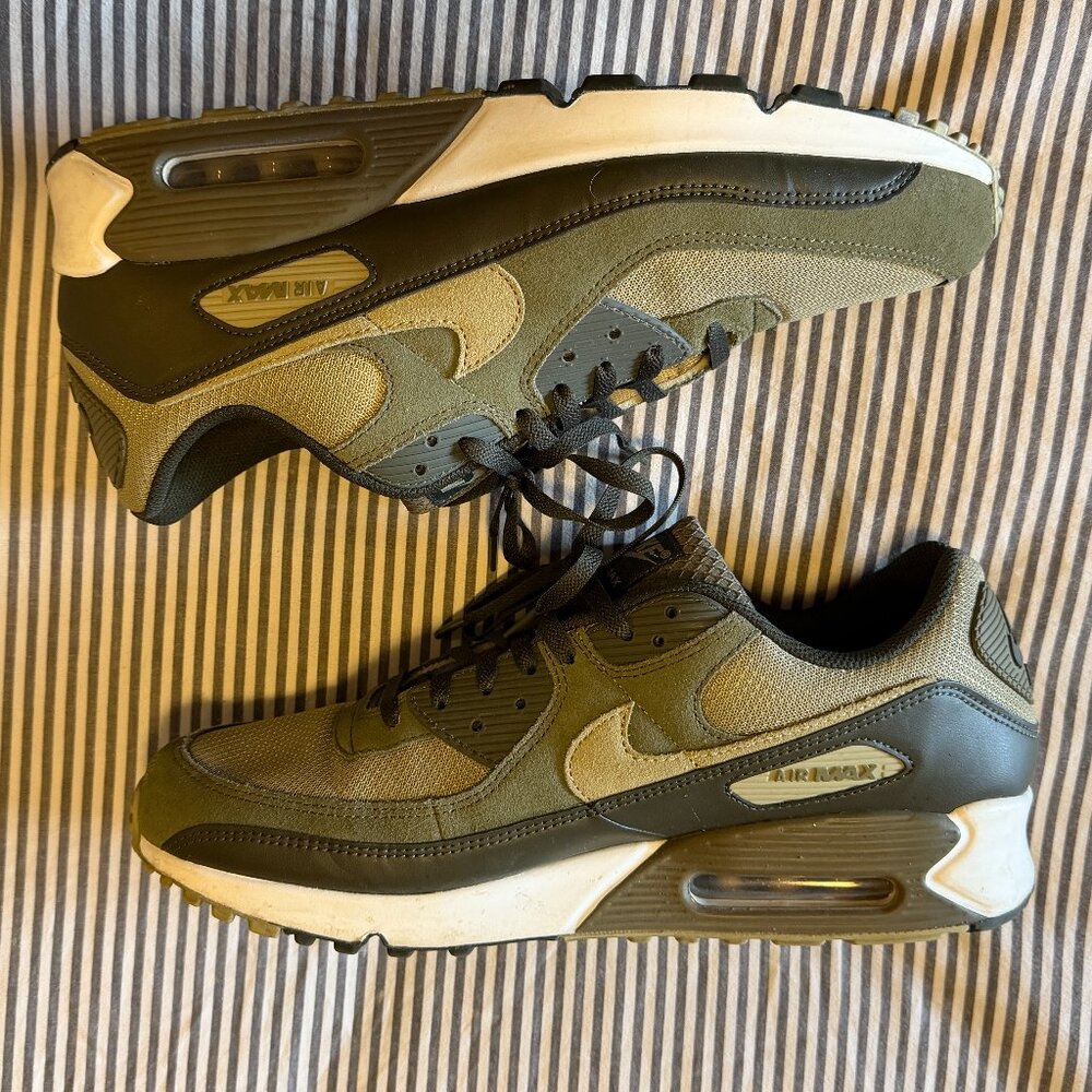 Men's Size 14 Nike Air Max 90